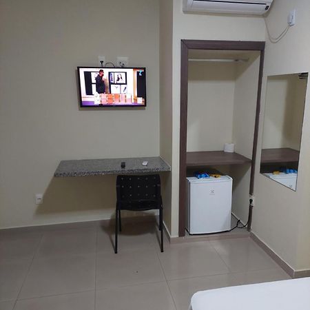 Apoema Hotel Cuiabá Esterno foto