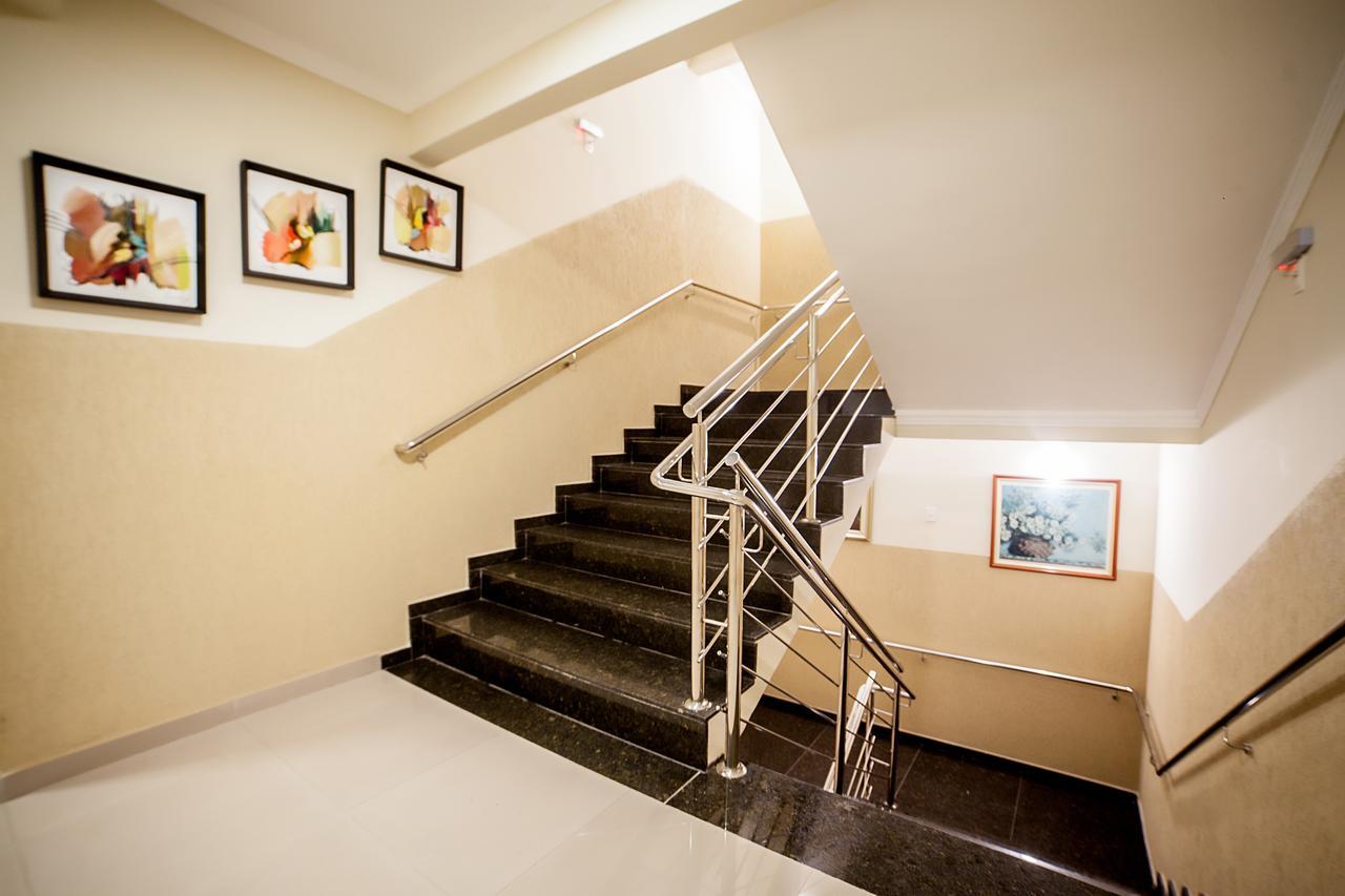Apoema Hotel Cuiabá Esterno foto