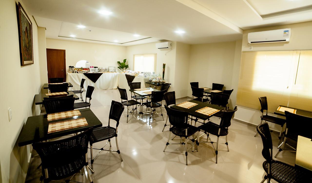 Apoema Hotel Cuiabá Esterno foto