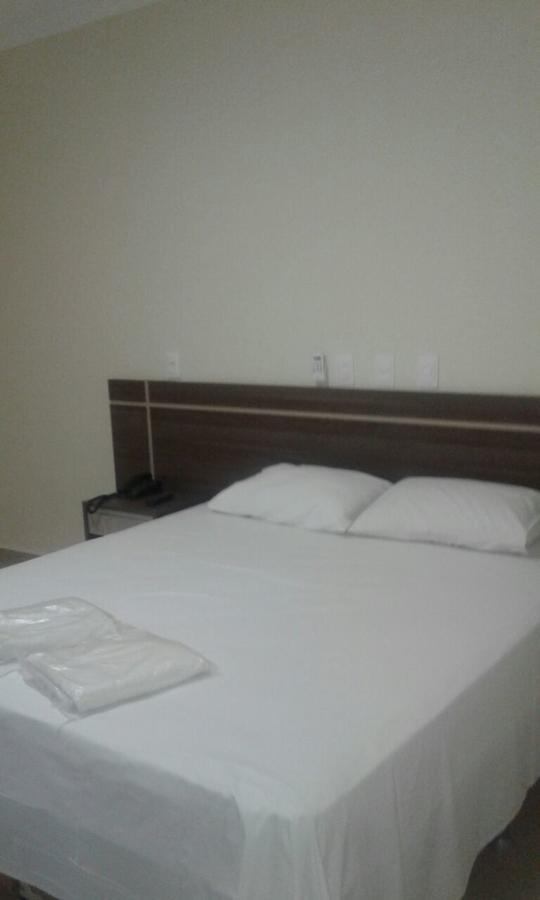 Apoema Hotel Cuiabá Esterno foto